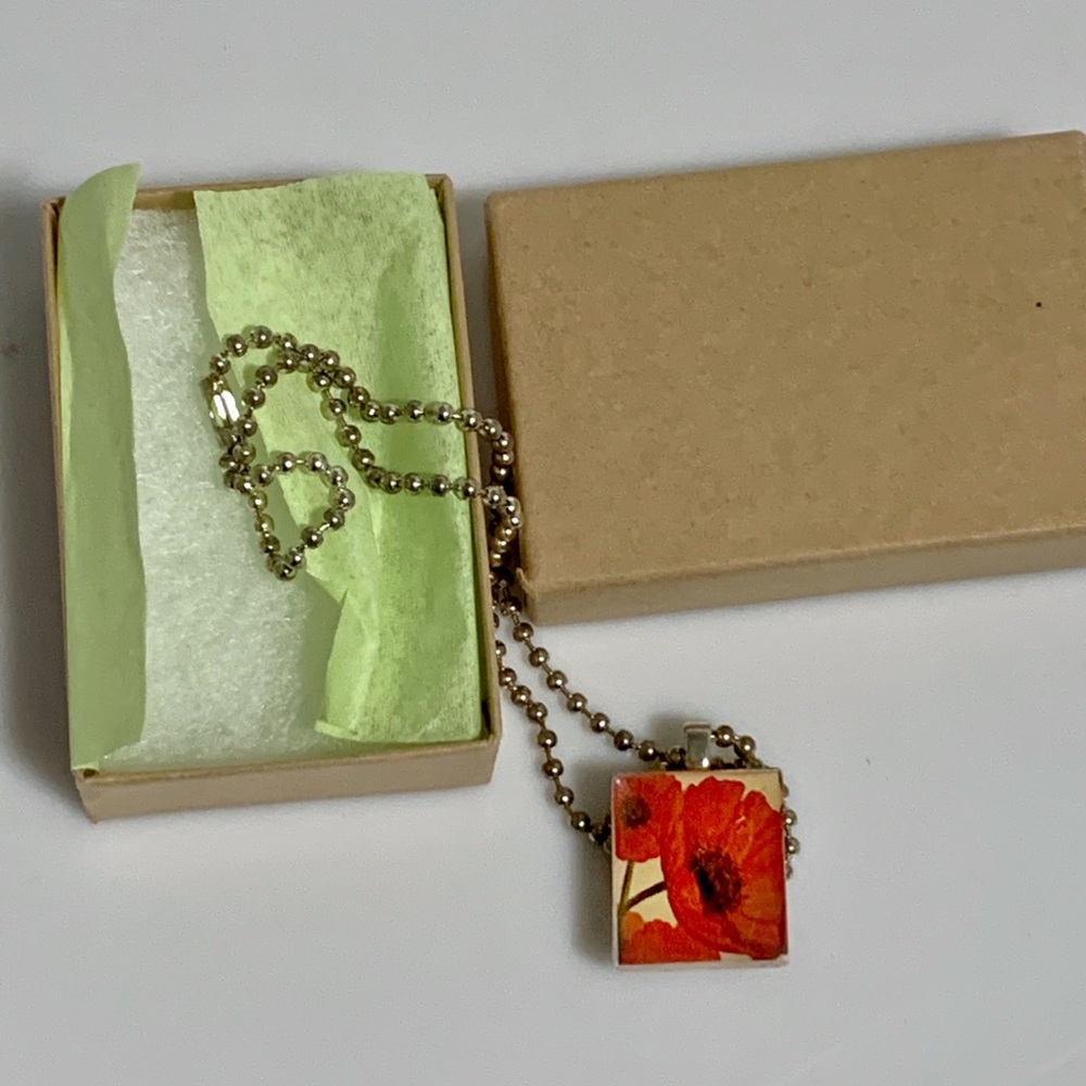NIB recycled  Artisan Scrabble necklace - poppy - M